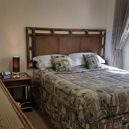 Riverside Cottages คอนสแตนเทีย ภายนอก รูปภาพ