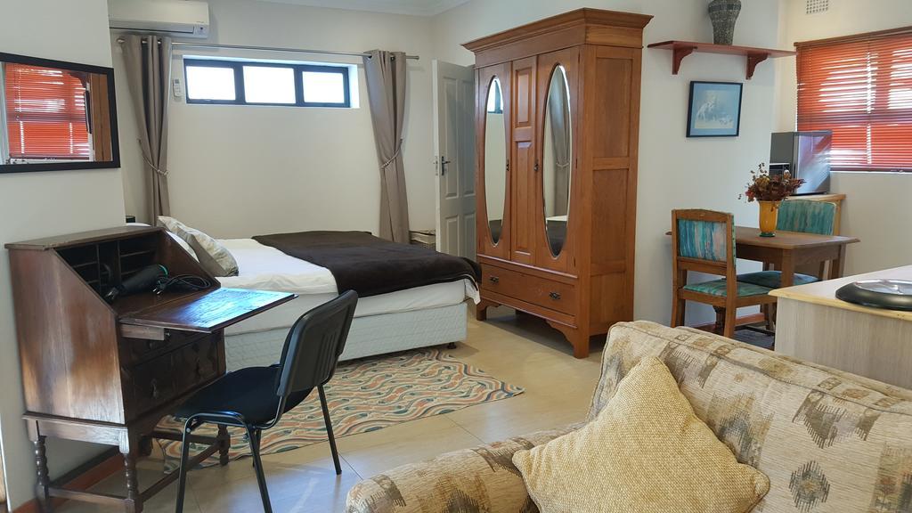 Riverside Cottages คอนสแตนเทีย ภายนอก รูปภาพ