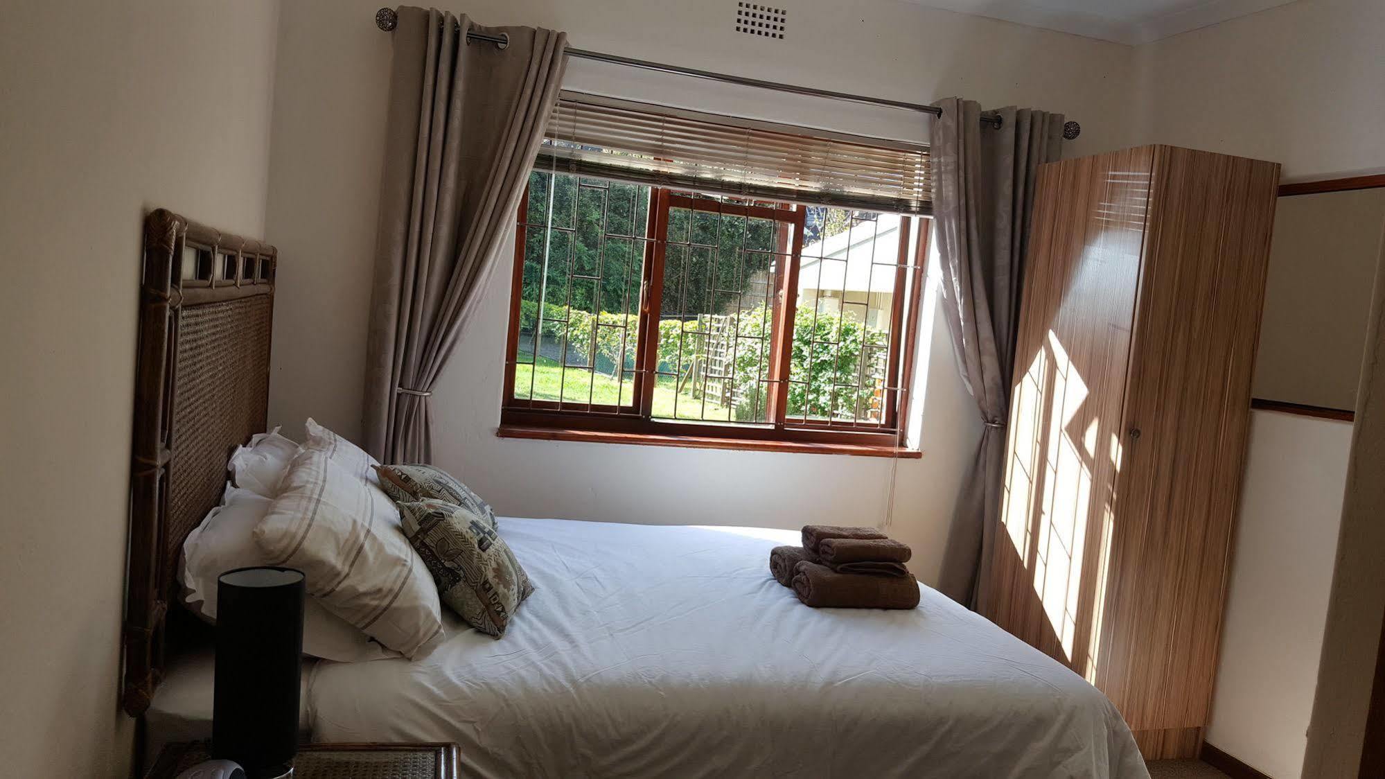 Riverside Cottages คอนสแตนเทีย ภายนอก รูปภาพ
